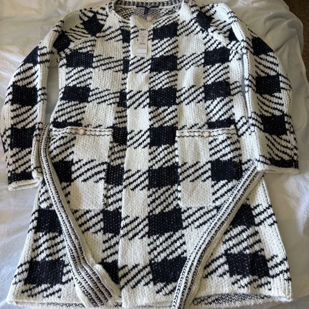 WHBM wrap